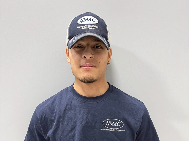 Jarlan Jonk – Elevator Installer